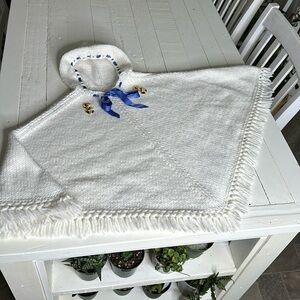 Vintage 1960s  poncho with fringes and hood, white and blue ribbon hood tie